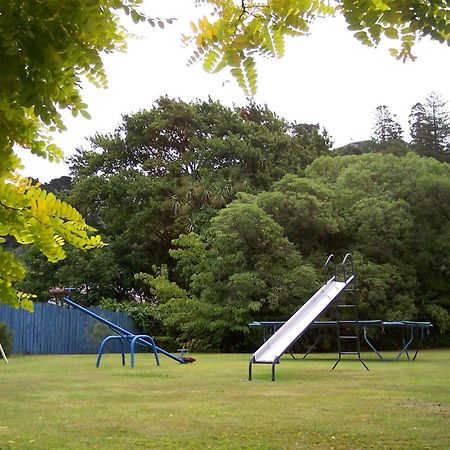 Camellia Court Motel Lower Hutt Bagian luar foto