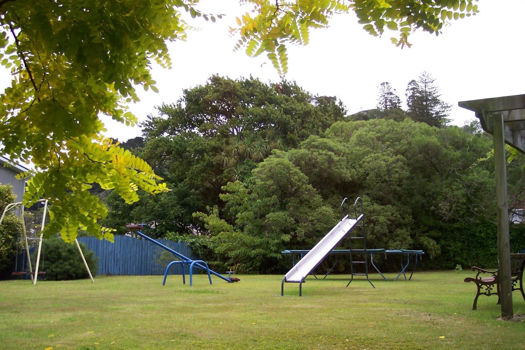 Camellia Court Motel Lower Hutt Bagian luar foto