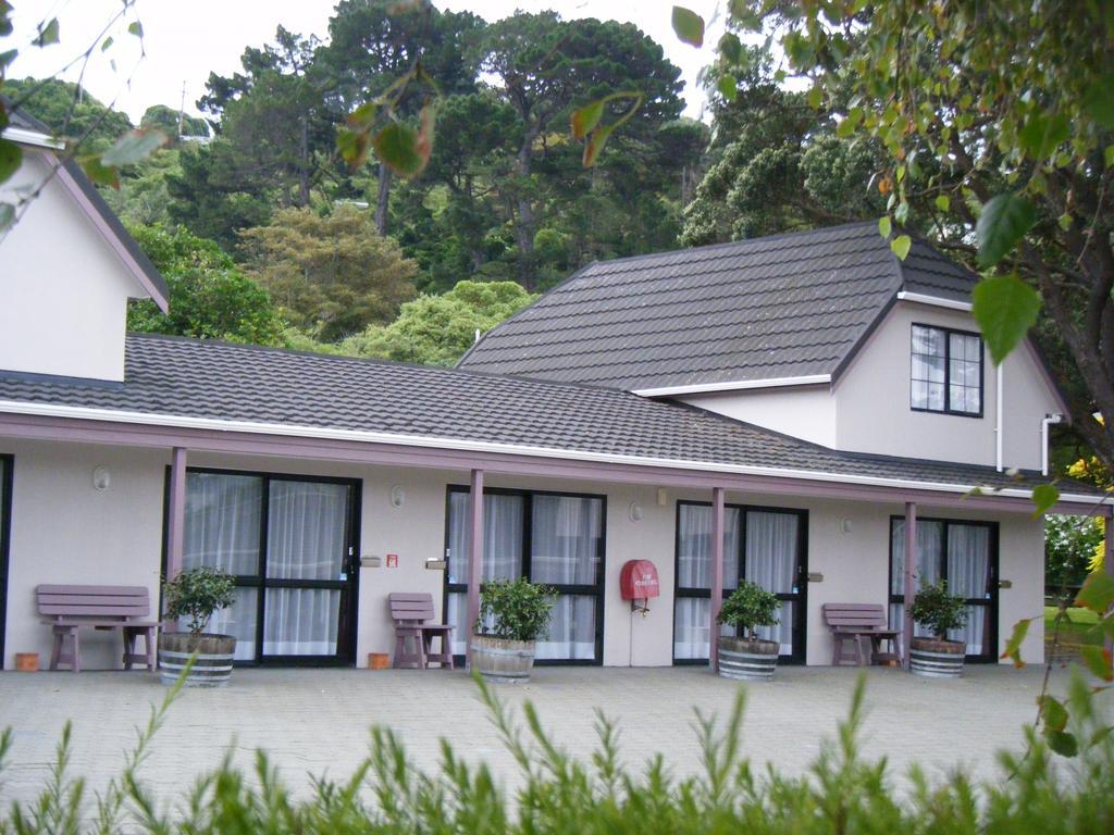 Camellia Court Motel Lower Hutt Bagian luar foto